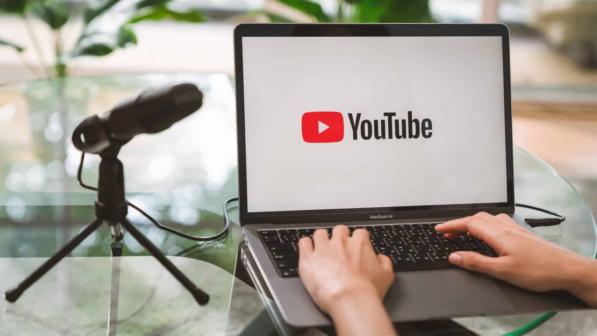 youtube_podcast-1920x1080-1-1920x1080
