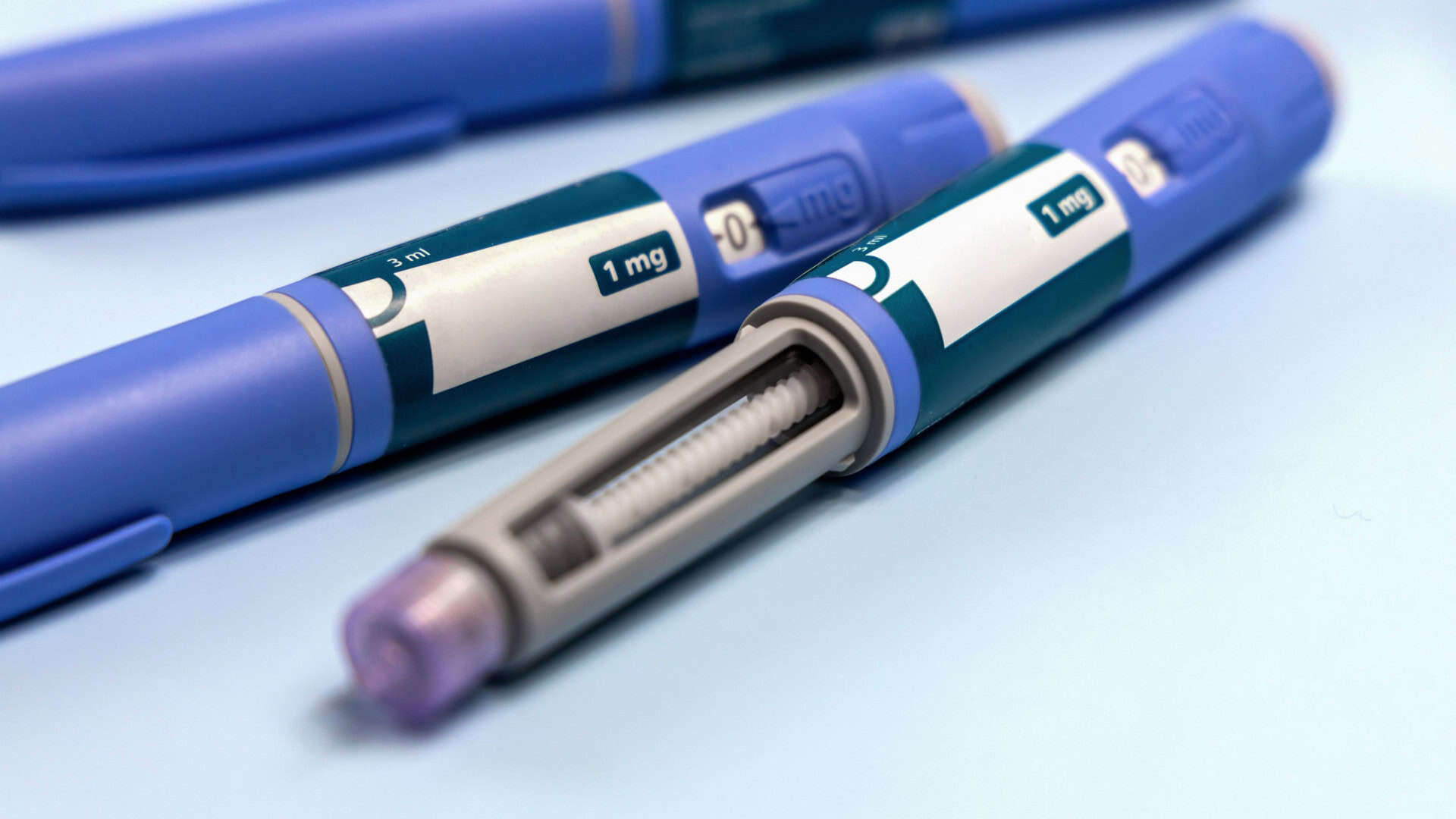 Canetas usadas para tratar diabetes e para perder peso