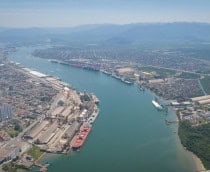 Visão aérea da região onde túnel entre Santos e Guarujá será construído