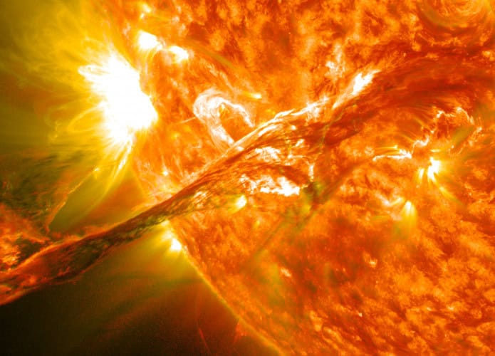Entender a dinâmica do Sol ajuda a humanidade a se preparar para os ventos solares e seus efeitos.
