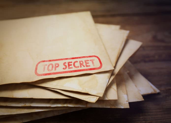 Top-secret-695x500