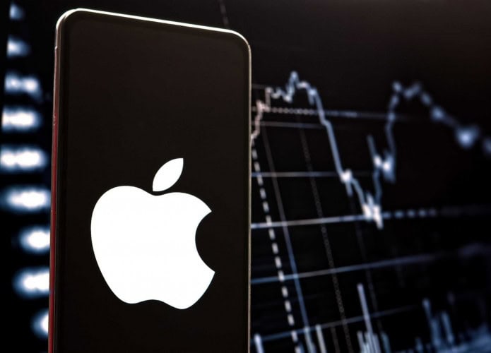 Logo da Apple com gráfico ao fundo