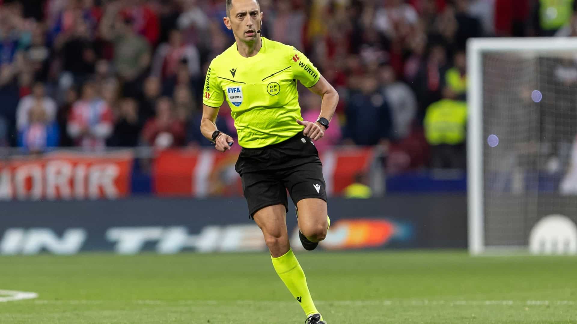 arbitro-futebol-1-1920x1080