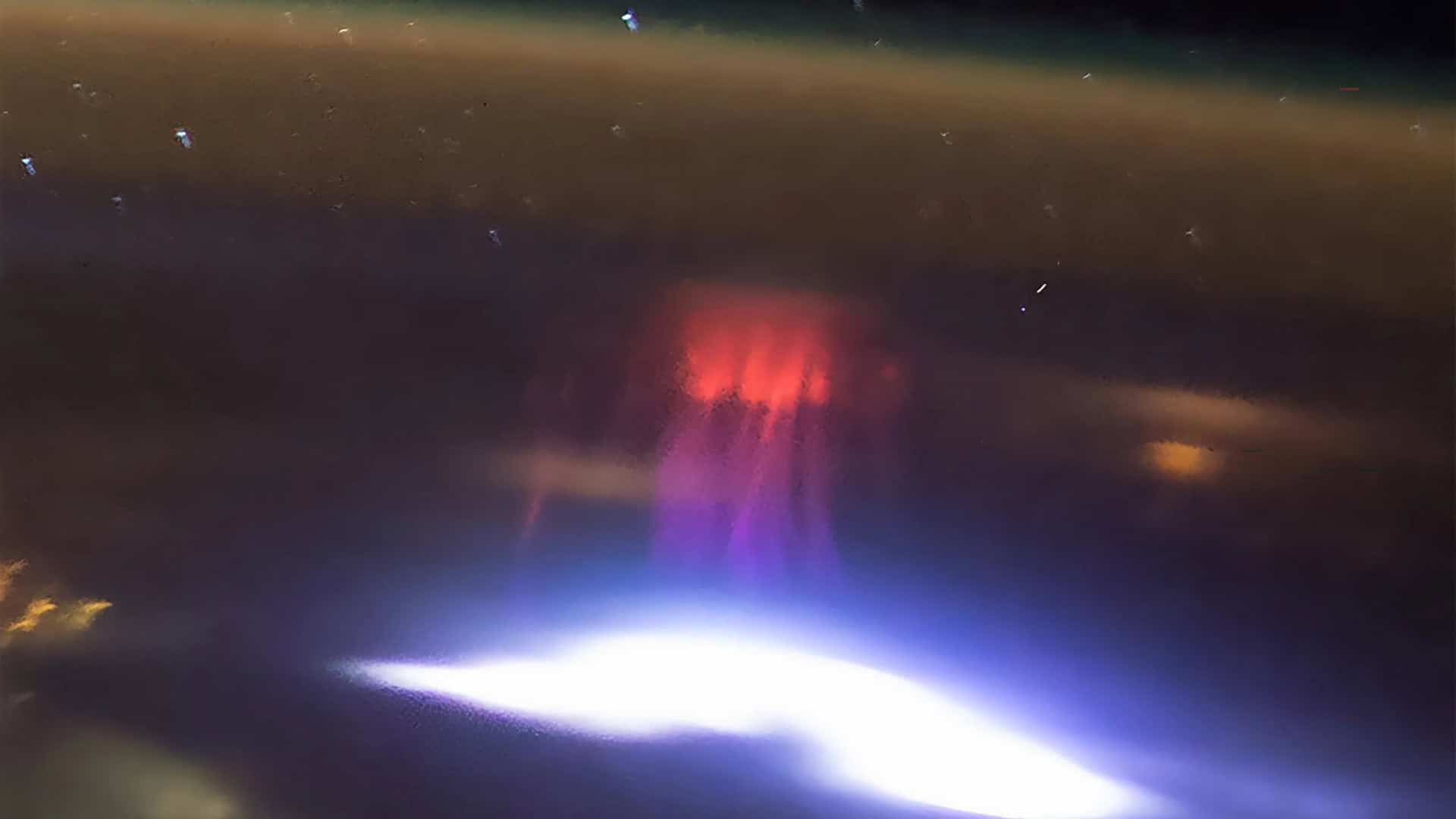 duende-vermelho-1920x1080