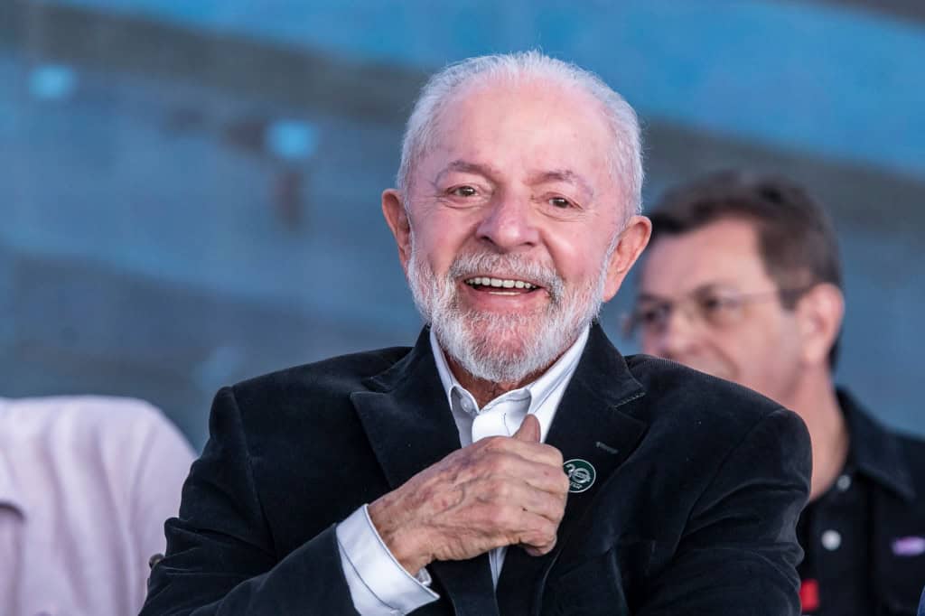 Lula sorrindo