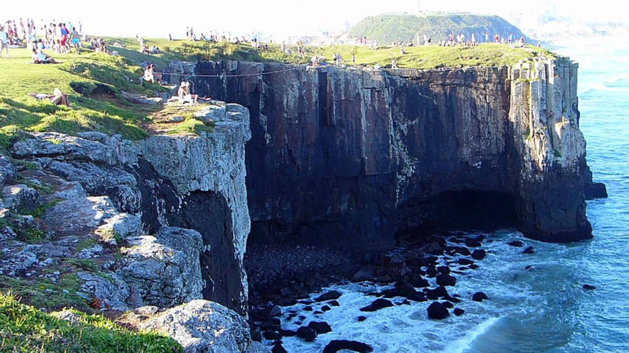 Qual a diferença entre penhasco, precipício, abismo e desfiladeiro ...