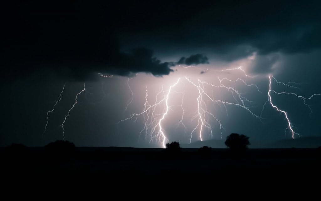 céu com raios