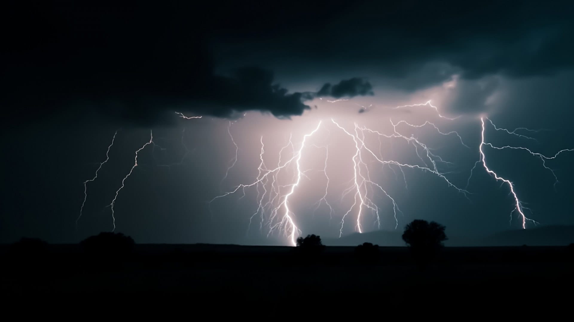 céu com raios