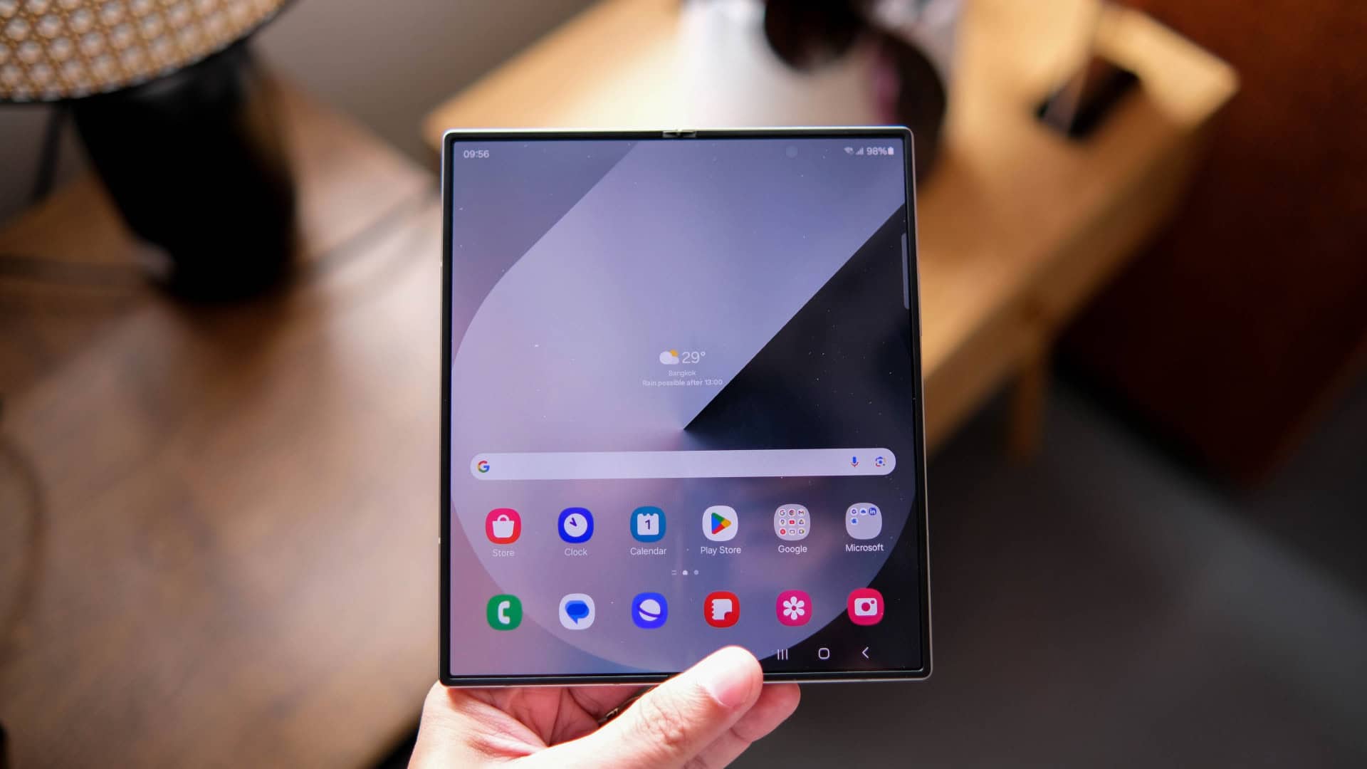 Samsung Galaxy Z Fold 6 aberto