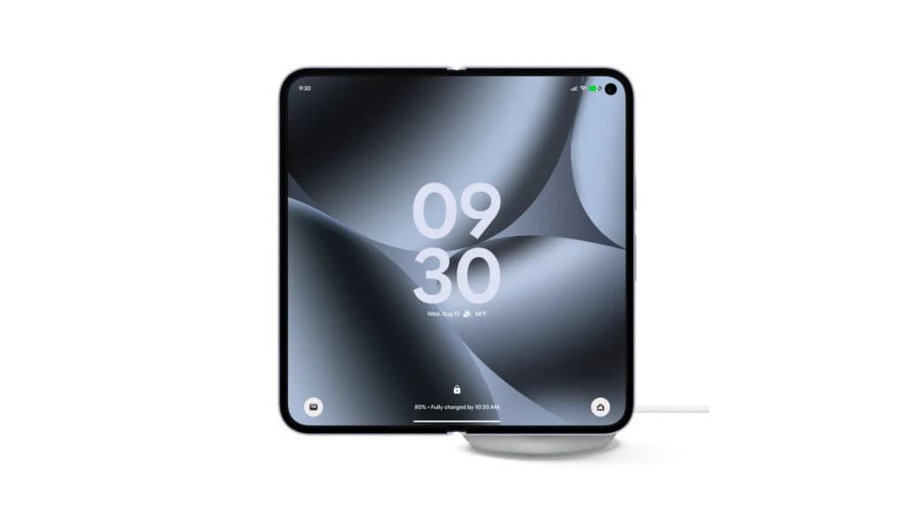 Celular do Google Pixel 10 Pro Fold aberto