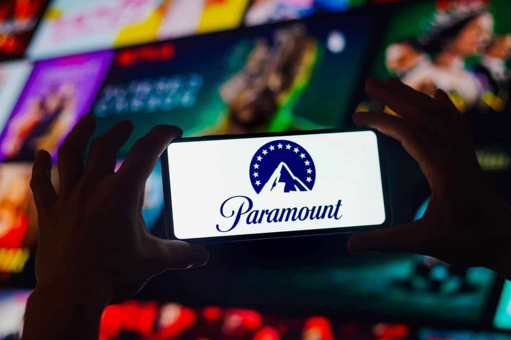 Logo da Paramount em um smartphone
