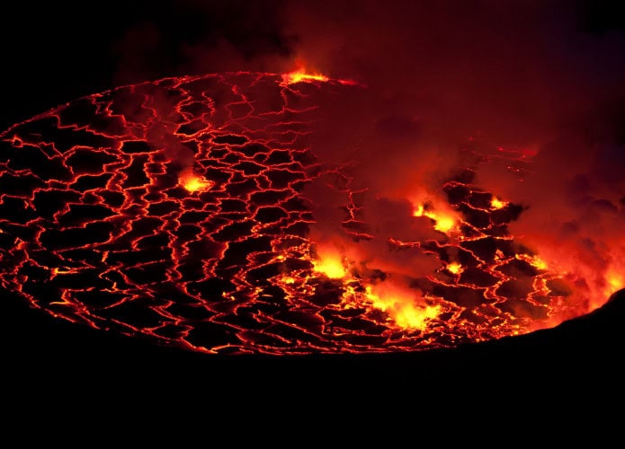 Devido a sua intensa atividade e lava veloz, o Nyiragongo é considerado um dos vulcões mais perigosos do mundo.