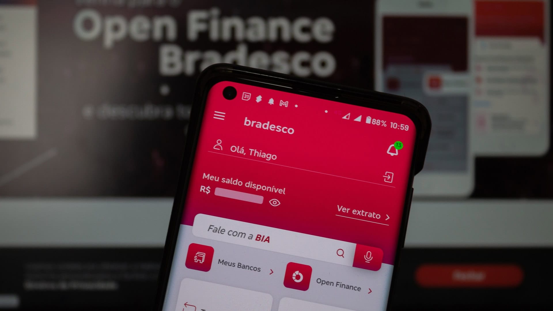 App do Bradesco em um smartphone
