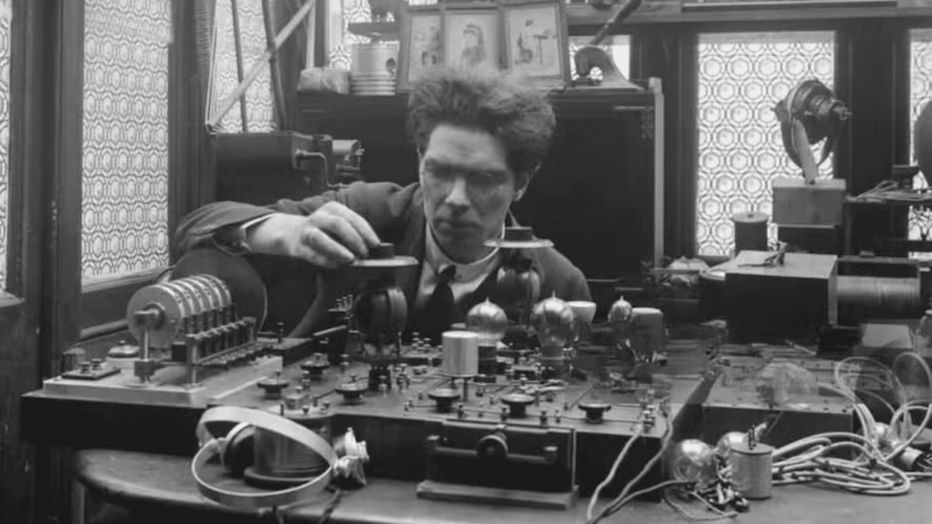 Ciêntista britânico fez previsões 100 anos atrás que se concretizaram.