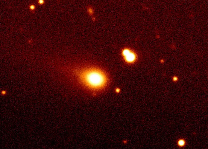 cometa-3I-ATLAS-VLT-695x500