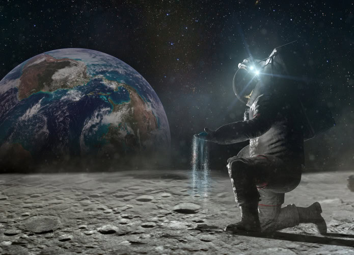 imagem mostra um astronauta pisando na lua, com a terra ao fundo