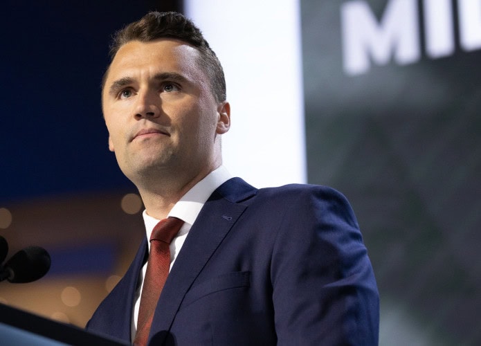 Charlie Kirk durante discurso