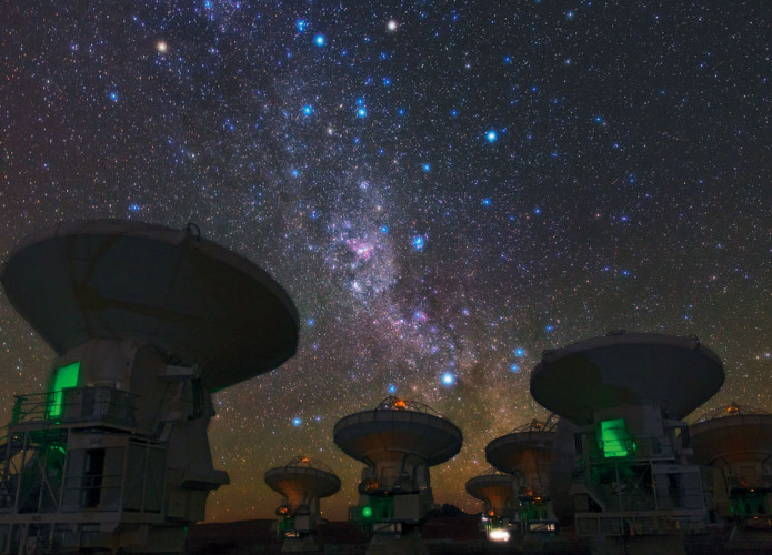Via-lactea-vista-com-o-ALMA-e1761761077127-695x500