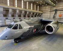 aviao-embraer-1-210x172