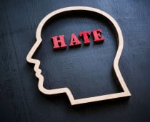 discurso-de-odio-shutterstock_2390647953-210x172