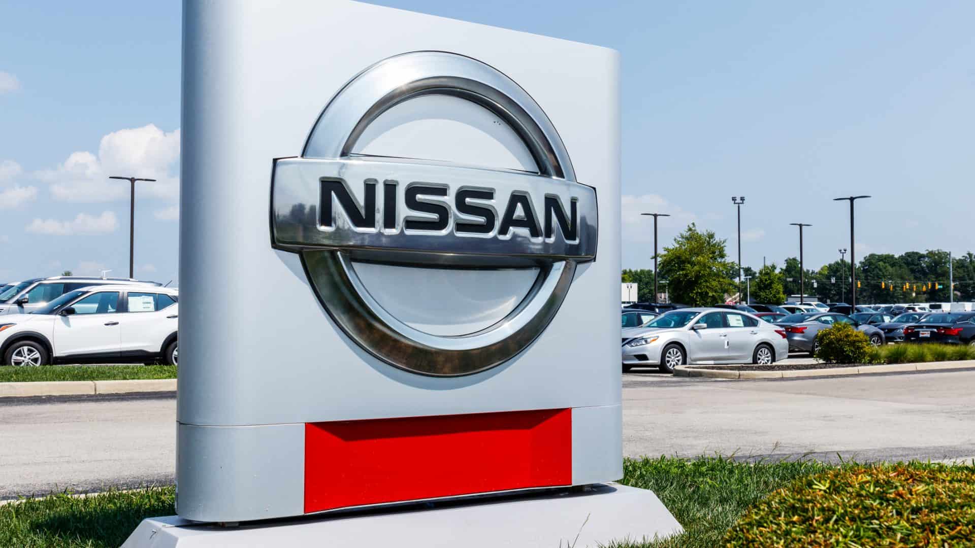 logo nissan
