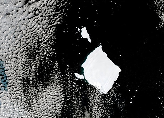 iceberg-A23a-695x500
