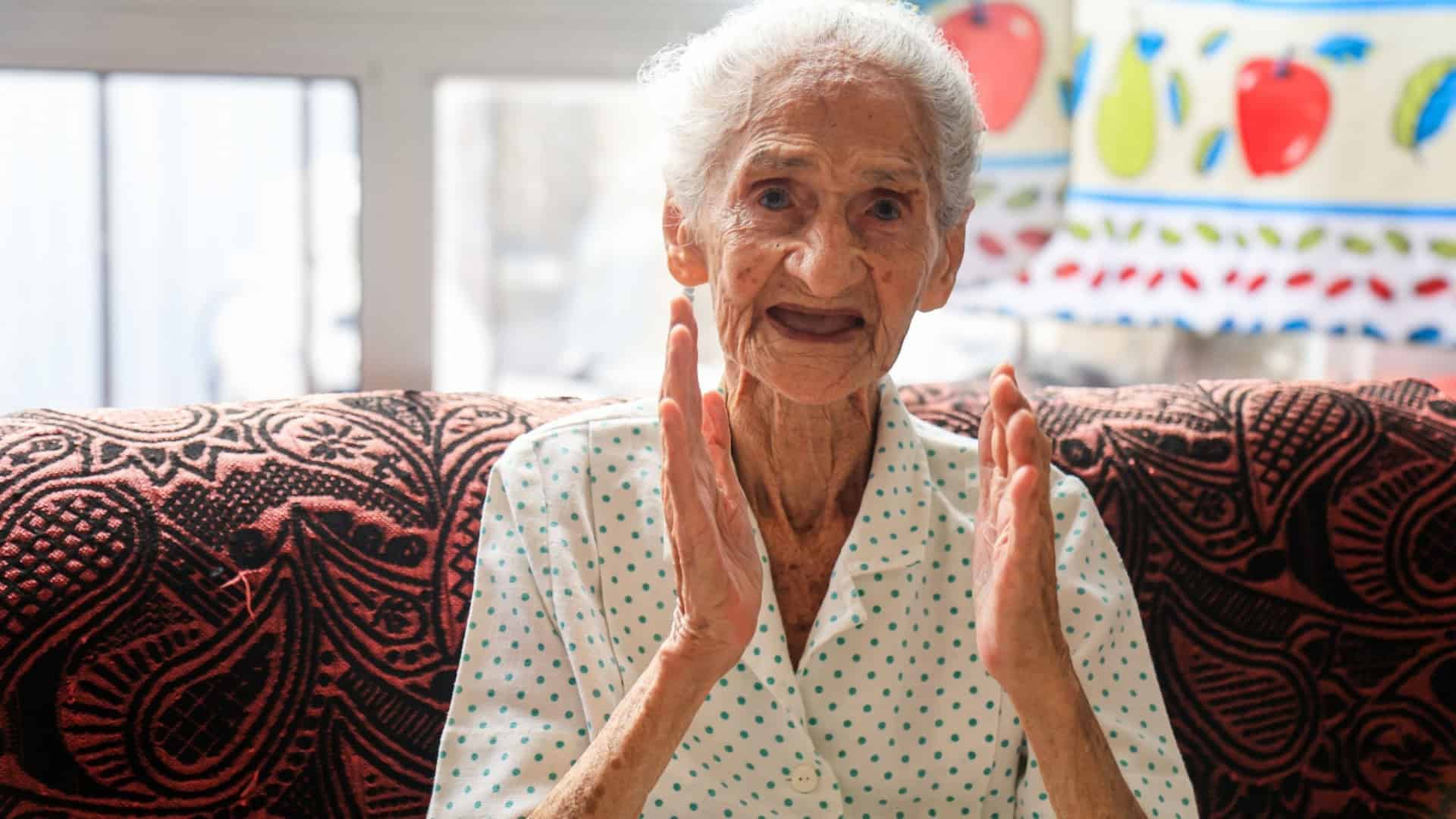 joana-do-esprito-santo-116-anos-mulher-mais-velha-1920x1080