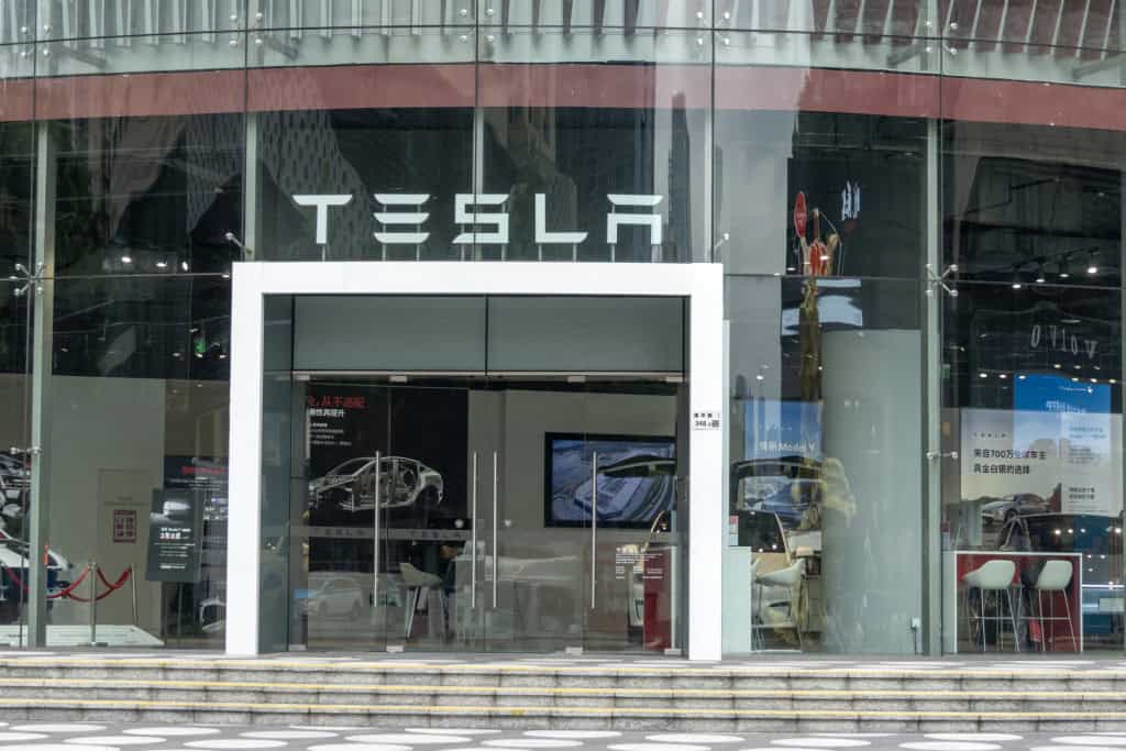 Loja e showroom do carro Tesla em Shenzhen, China
