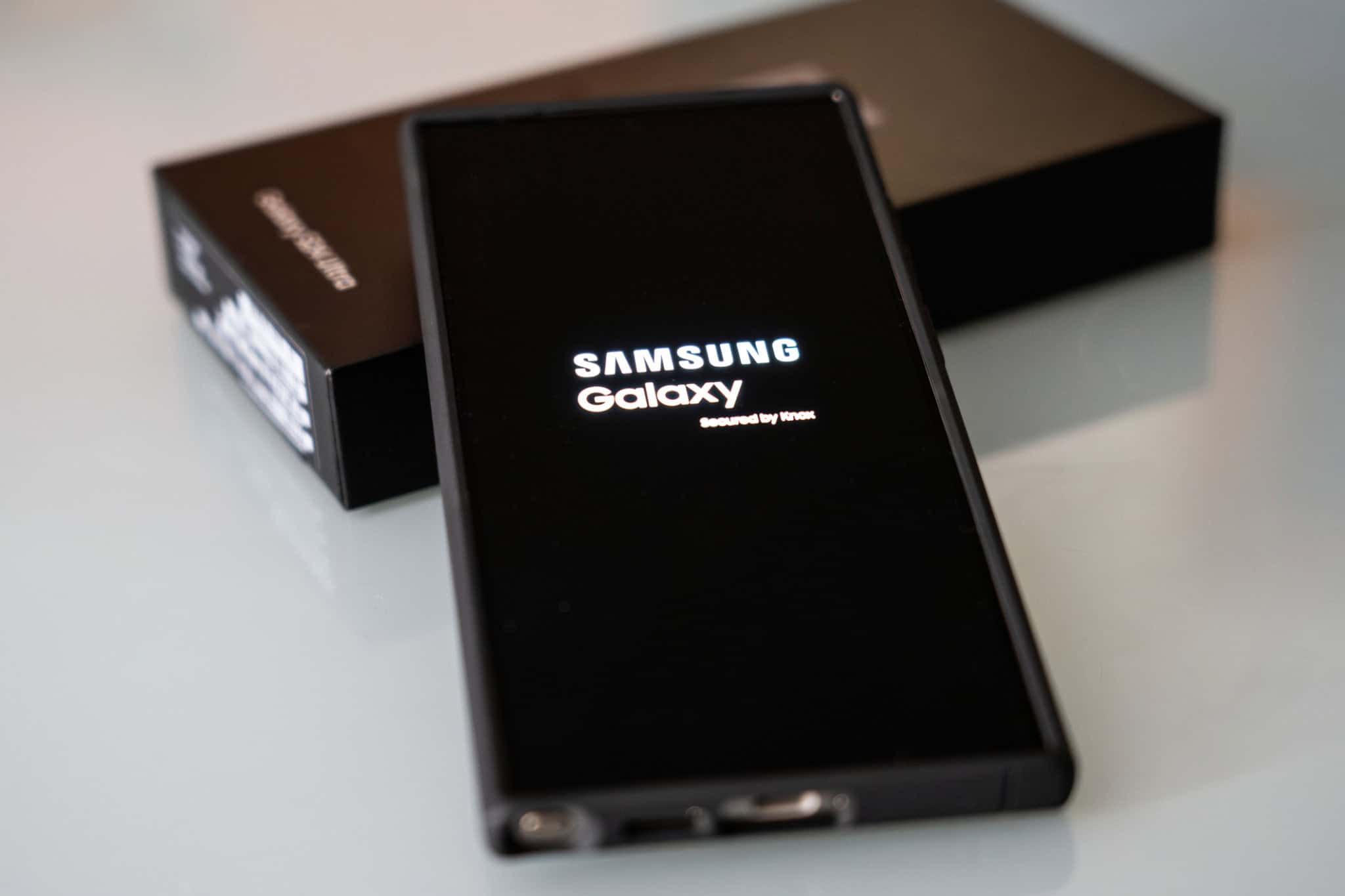 Vazamentos indicam que o Galaxy S26 Ultra pode ganhar design inspirado no Fold 7