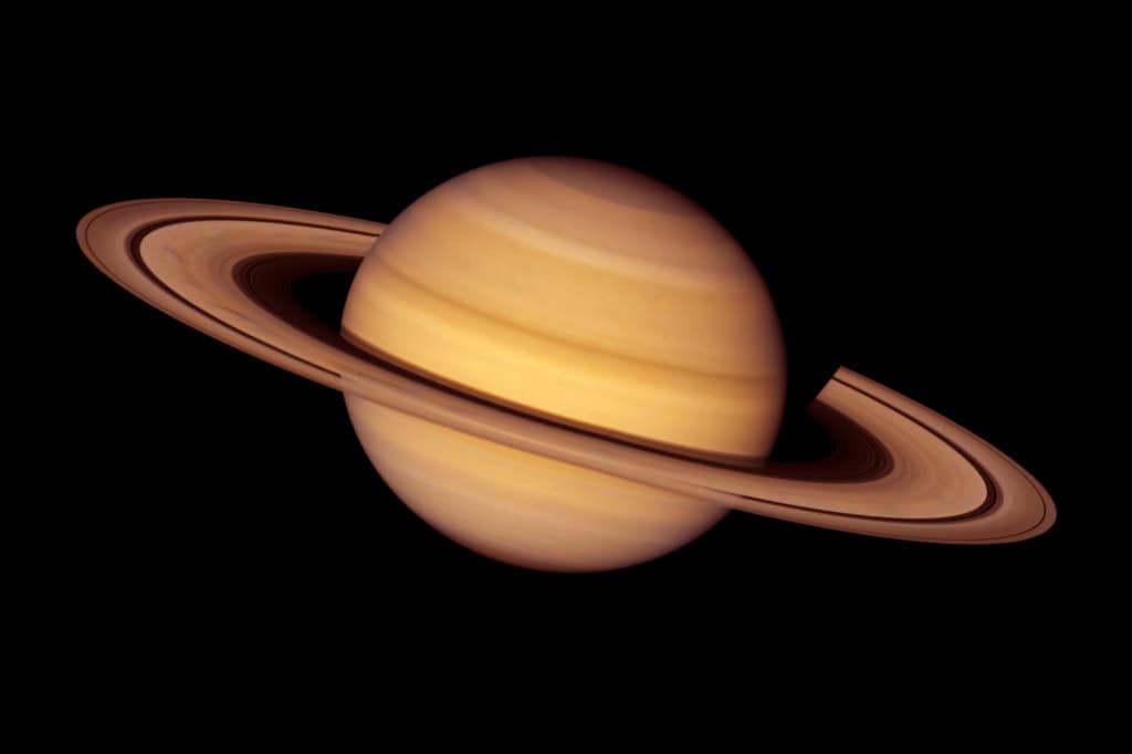 Saturno