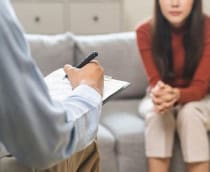 terapia-psicologia-shutterstock_2648076659-210x172
