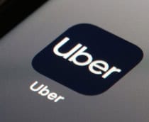 Ícone do Uber na tela de um smartphone