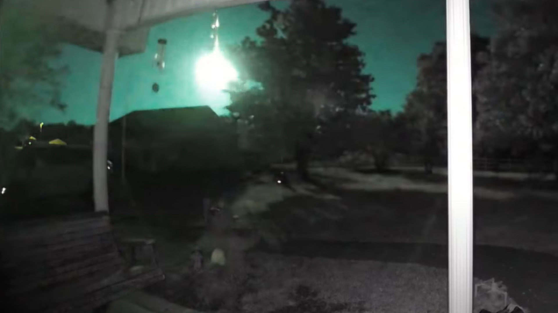 Bola-de-fogo-verde-nos-EUA-1920x1080