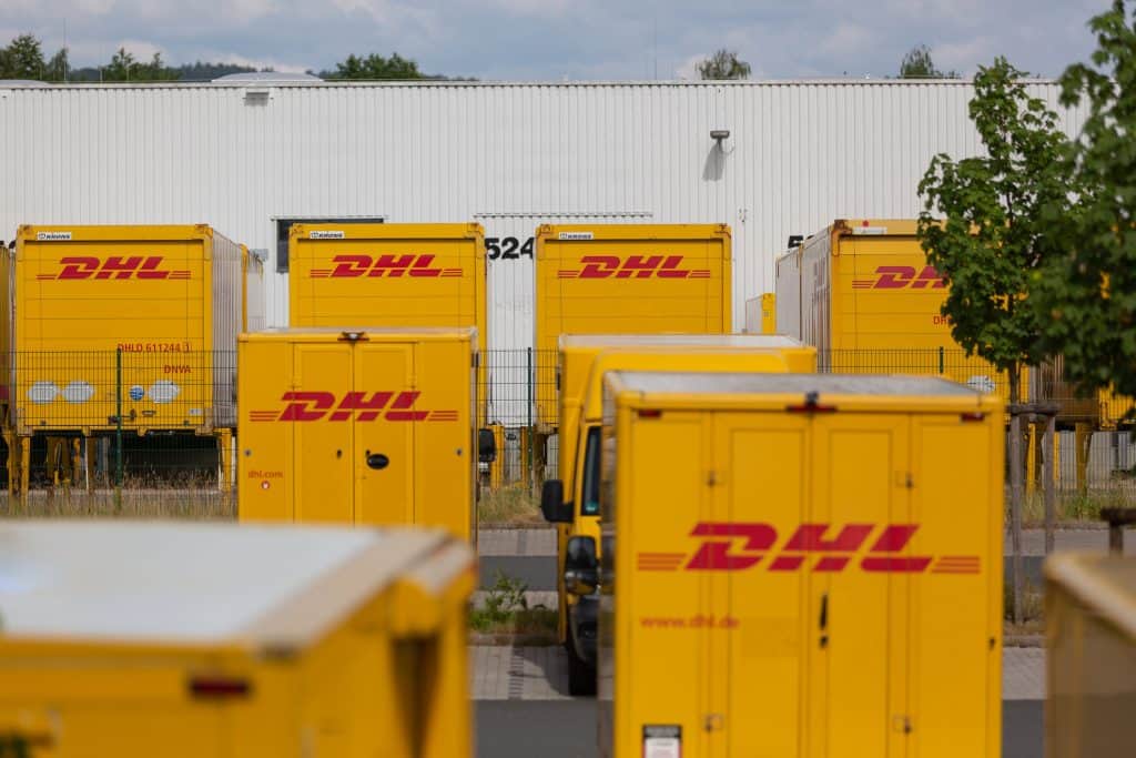 DHL