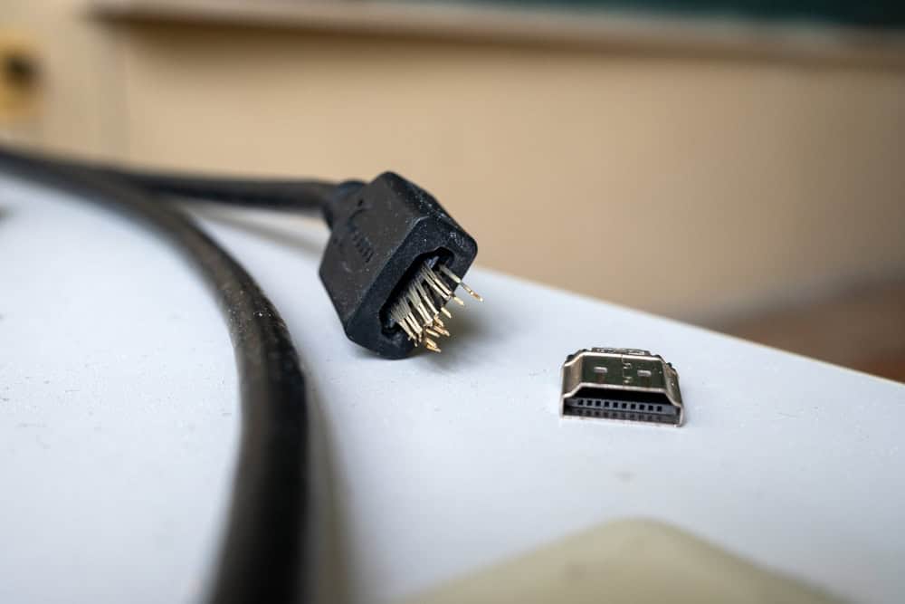 HDMI