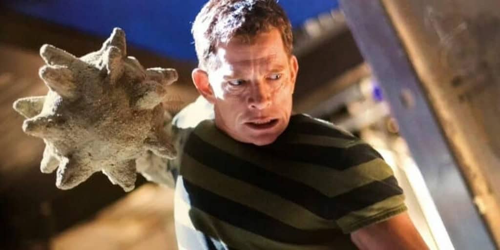 O ator Thomas Haden Church no papel do vilão Homem-Areia filmes da franquia Homem-Aranha