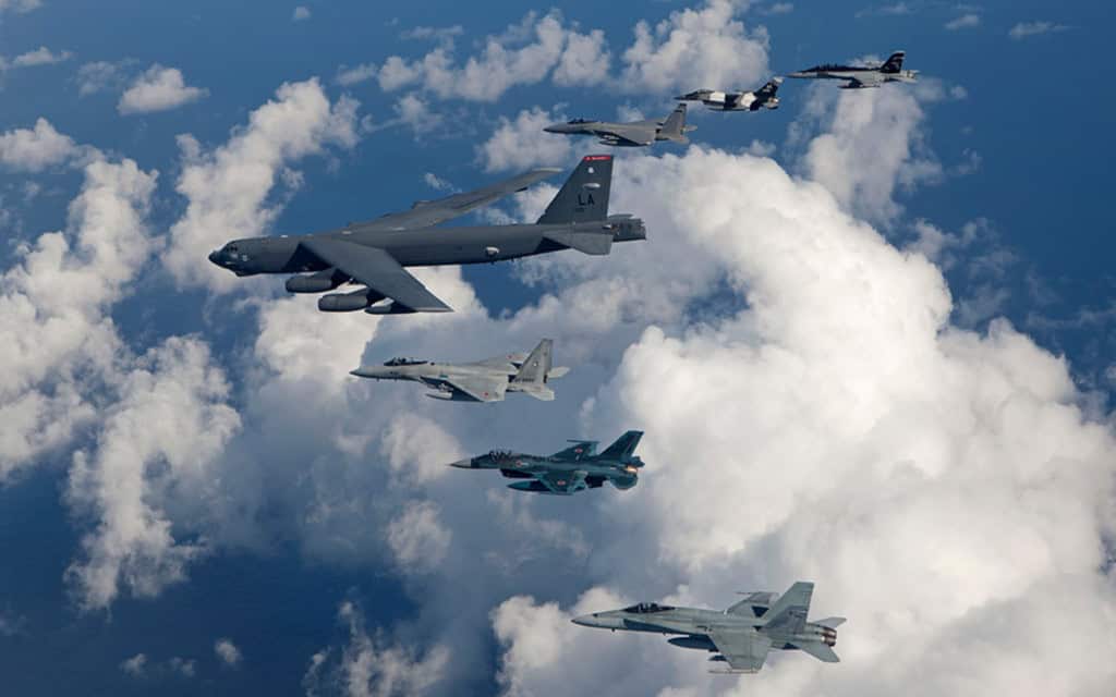 b52 eua