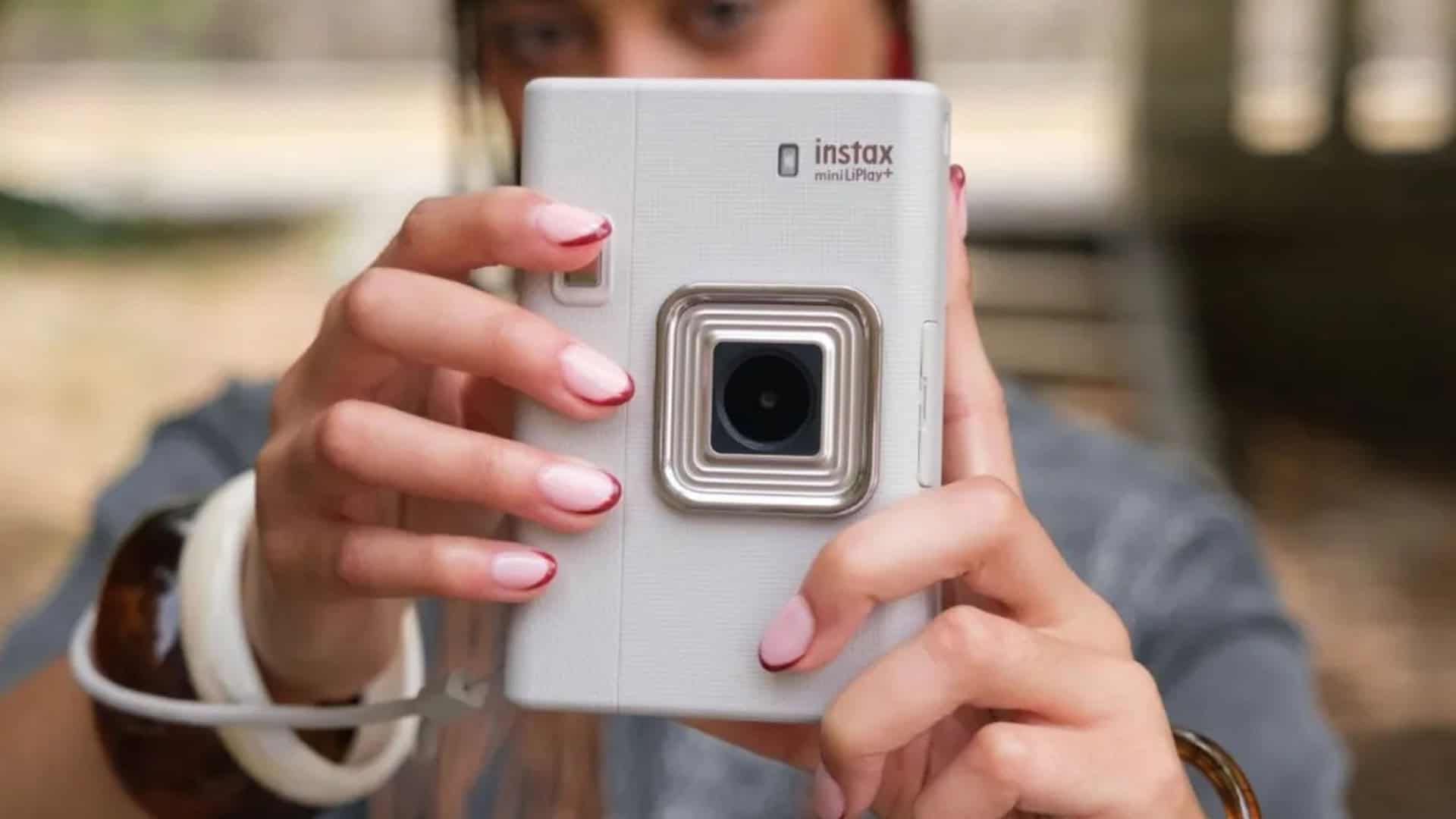 camera-instantanea-fujifilme-Instax-Mini-LiPlay-1920x1080