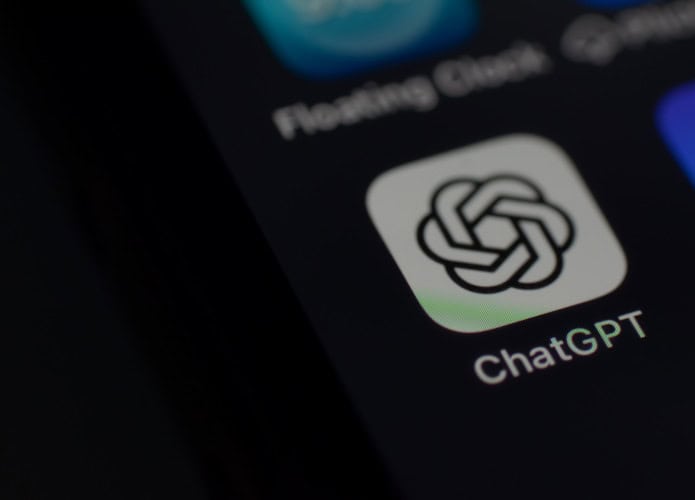 OpenAI anuncia redução de 30% no viés político do ChatGPT
