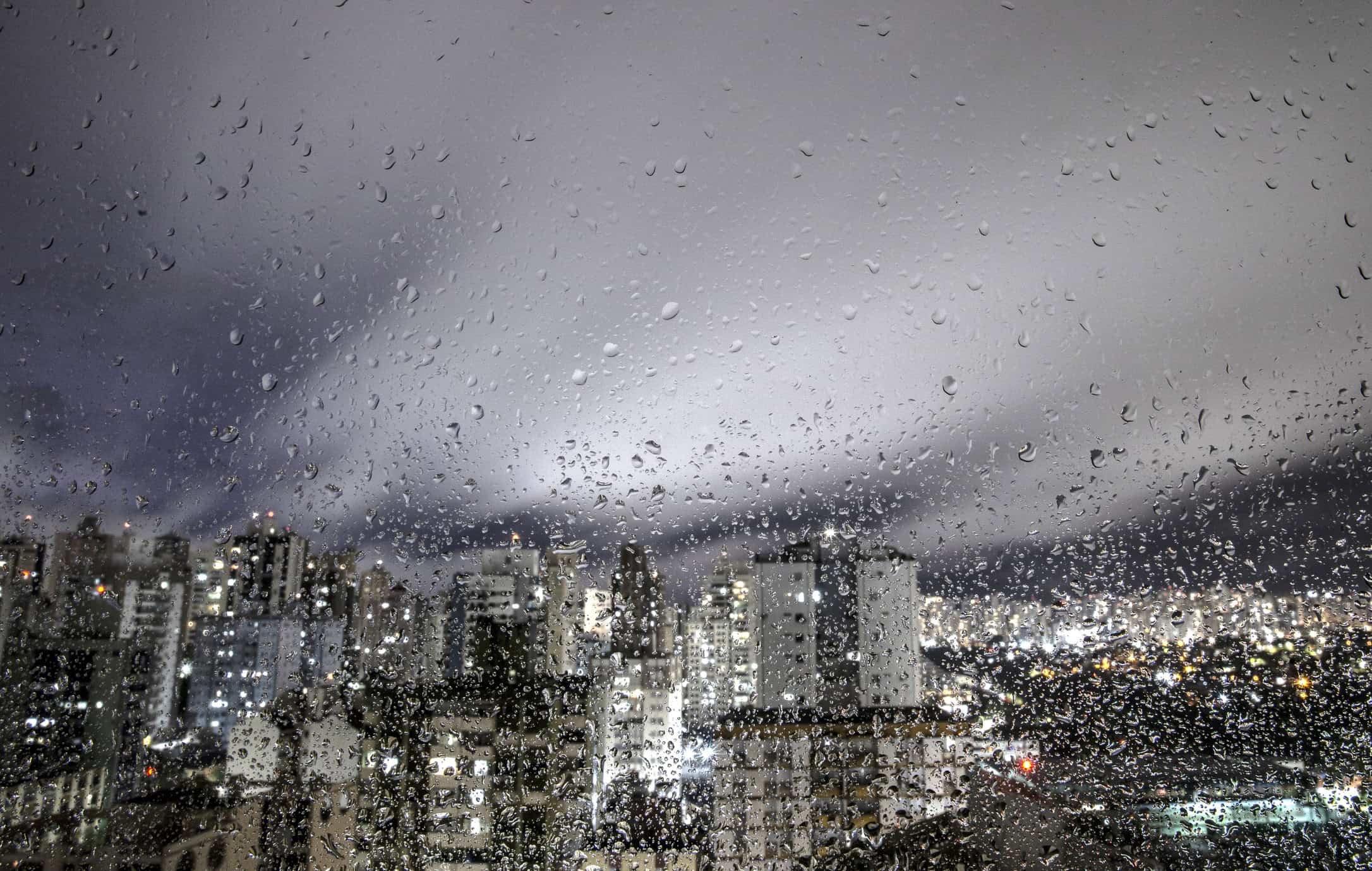 Chuva toma o Brasil na segunda quinzena de outubro; veja previsão