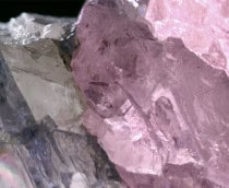 diamanete-rosa-1-210x172