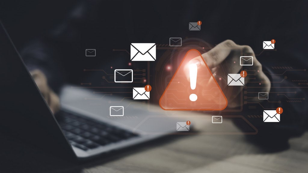 Ataques de phishing estão migrando de e-mails para golpes em redes sociais, como o LinkedIn, e aplicativos de mensagens.