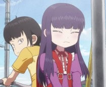 cena do anime Hi Score Girl mostrando o casal protagonista