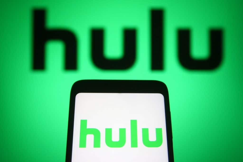 Disney amplia presença do Hulu fora dos EUA A Disney anunciou que o Hulu passará a substituir o Star em mercados internacionais a partir de 8 de outubro, em uma estratégia para consolidar a marca globalmente. A medida antecipa o lançamento de uma experiência unificada no aplicativo Disney Plus, prevista para 2026. Disney amplia presença do Hulu fora dos EUA