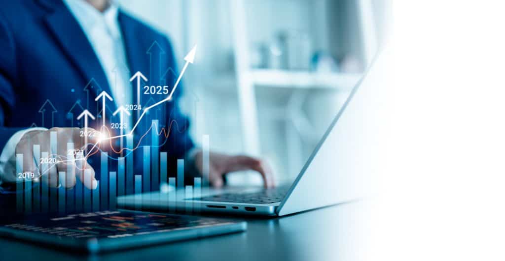 IA já deixou as promessas para trás: agora o que importa é entregar resultados Nos últimos dois anos, bastava adicionar “IA” ao nome de uma empresa para atrair investidores e capital. Por um momento, essa euforia parecia inesgotável, como se a simples menção à tecnologia fosse uma garantia de sucesso. Hoje, sabemos que não foi bem assim. A adoção da inteligência artificial por empresas precisa ser feita com cautela para garantir a estabilidade financeira (Imagem: Pornpimone Audkamkong/iStock)