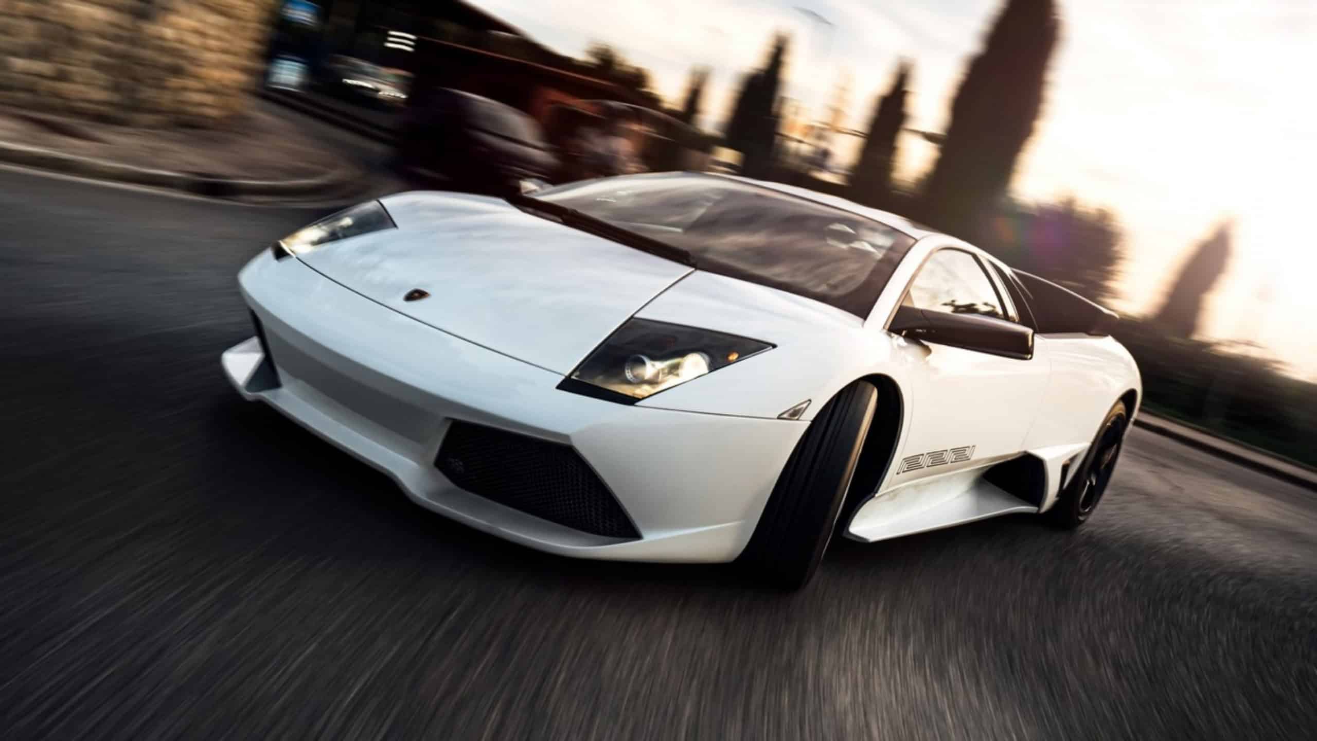 Como os nomes dos carros são definidos pelas montadoras