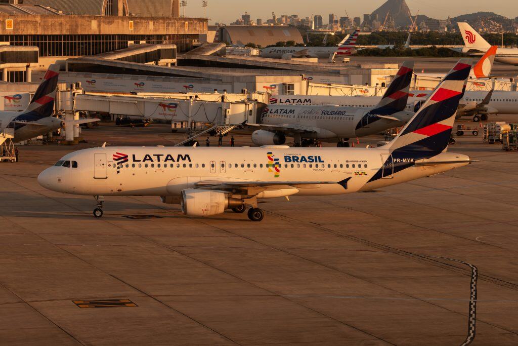 latam aviao