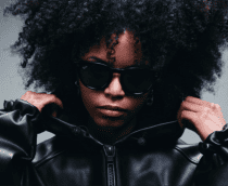 Novo óculos da Ray-Ban traz IA em português e bateria de 8 horas