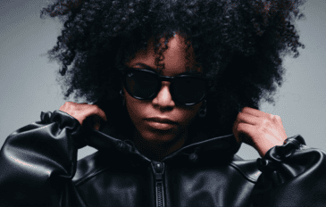 Novo óculos da Ray-Ban traz IA em português e bateria de 8 horas