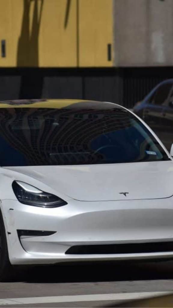 Carros sem motorista: lei pode mudar futuro da Tesla nos EUA 10 Robotáxis Tesla